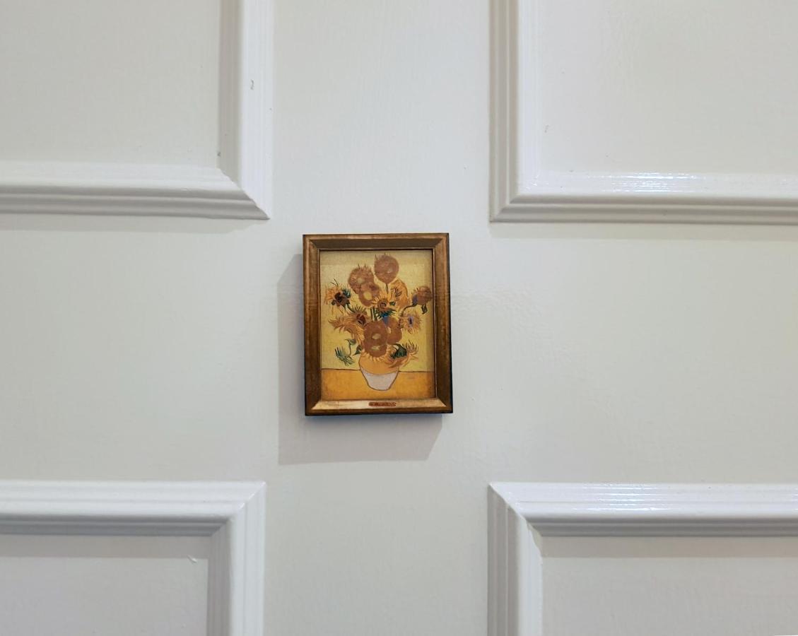 Helen'S House Apartment ลอนดอน ภายนอก รูปภาพ